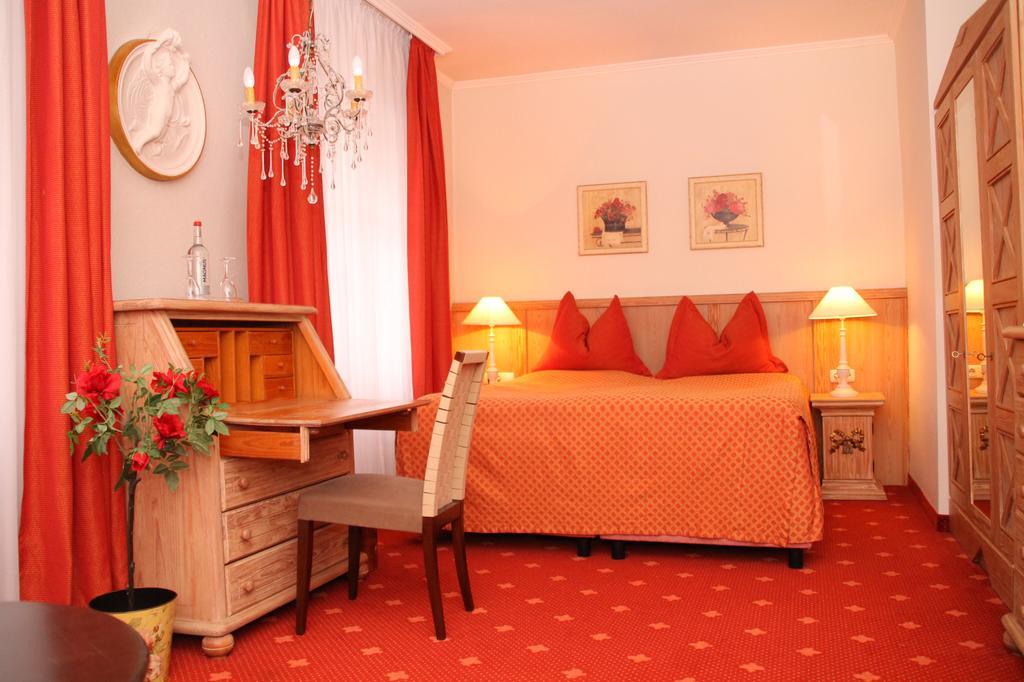 Romantik Im Hotel Villa Roehl Timmendorfer Strand Room photo